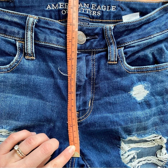 AMERICAN Eagle Dark Wash Jegging Crop Mid Rise Skinny distressed Jeans  Size 0 - Picture 11 of 12